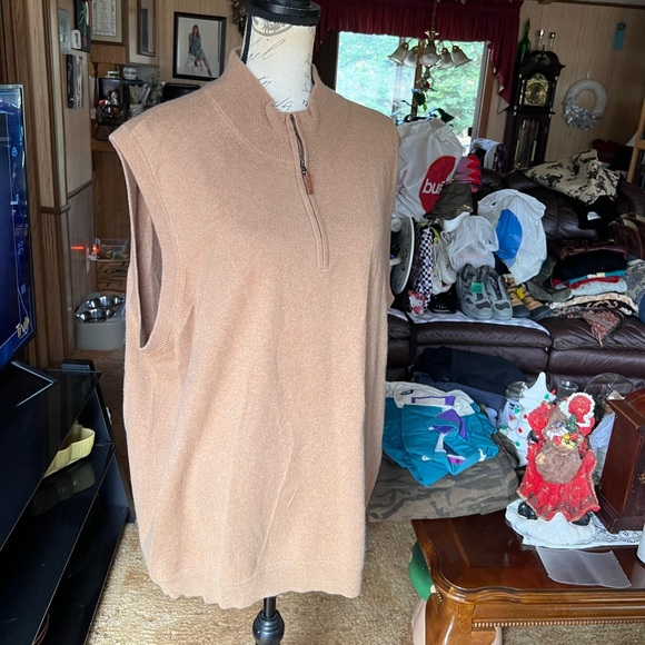 Men’s John W. Nordstrom 100% Cashmere tan half zip sweater vest. - Picture 9 of 16